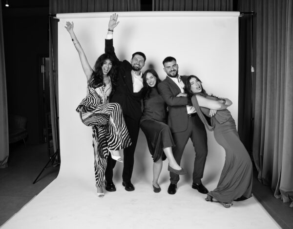 B&W Glam Wedding Pop-up
